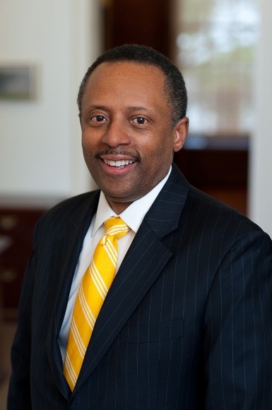 Earl Lewis, a 1978 Concordia graduate and President of the Board of Regents